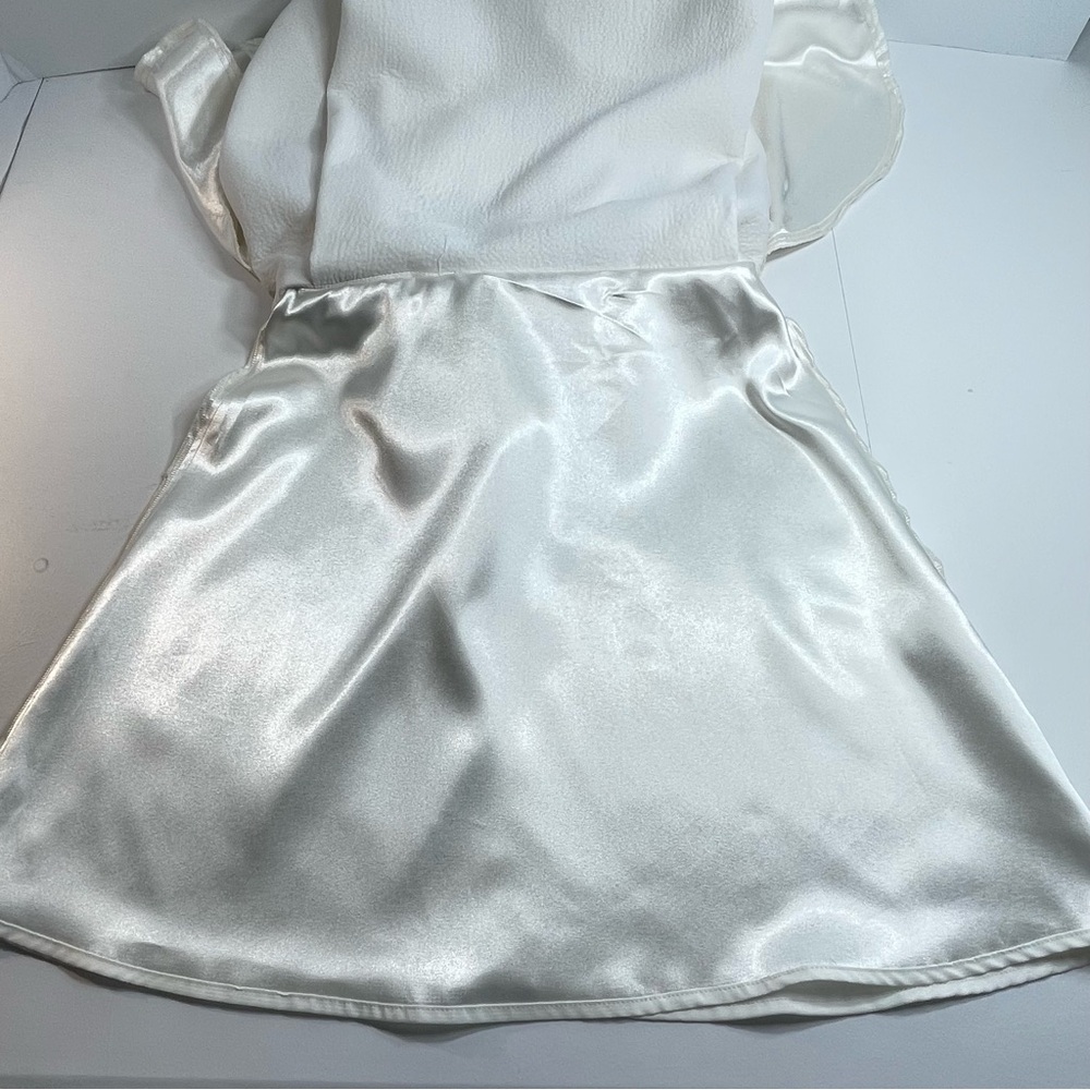BLACK HALO Women's A-Line Box Pleat Lined Sanibel Skirt Ivory Crepe Size 0 - Picture 3 of 8